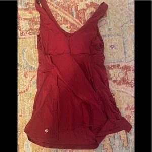 Never worn LULULEMON top